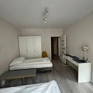https://abra-v-apartament.poznan-hotels.com